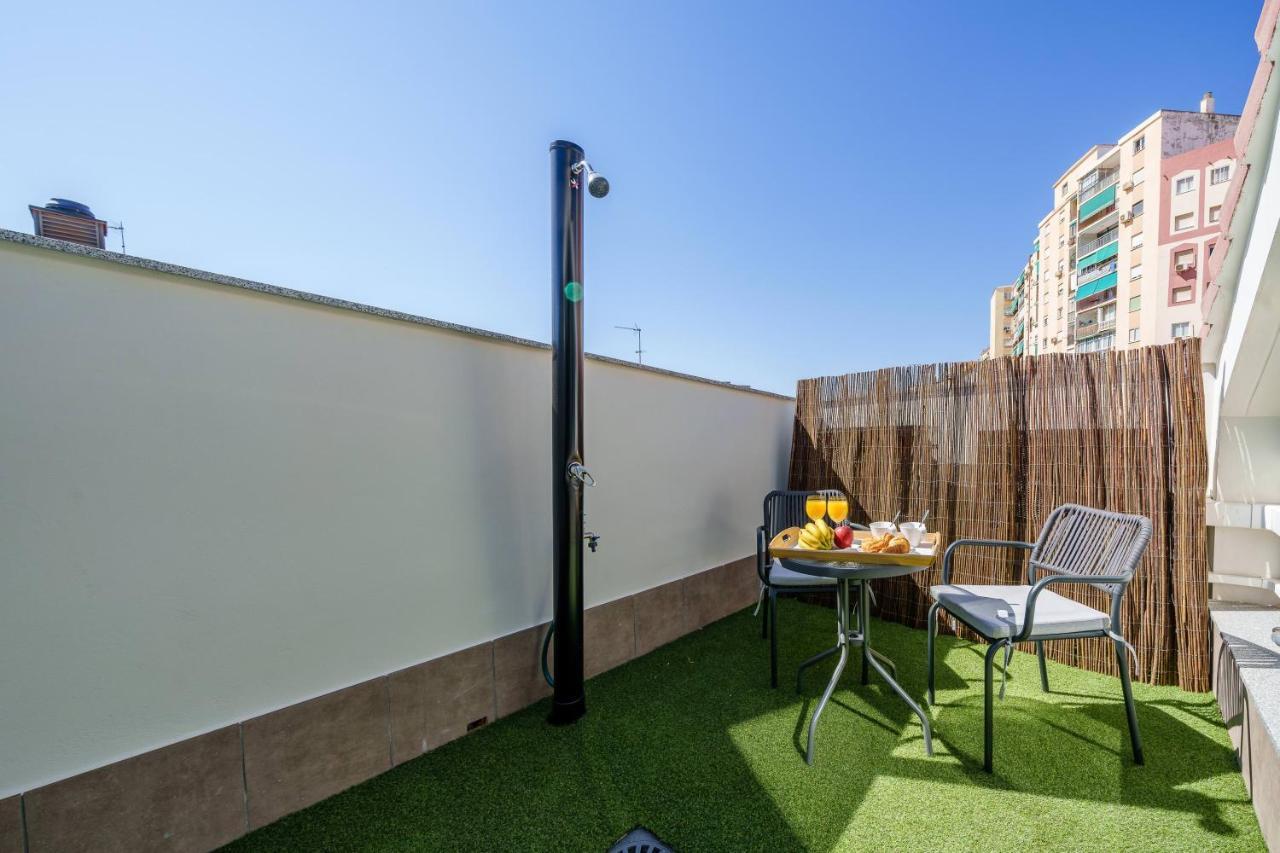 Ferienwohnung Malaga Old Town Pool & Parking Exterior foto